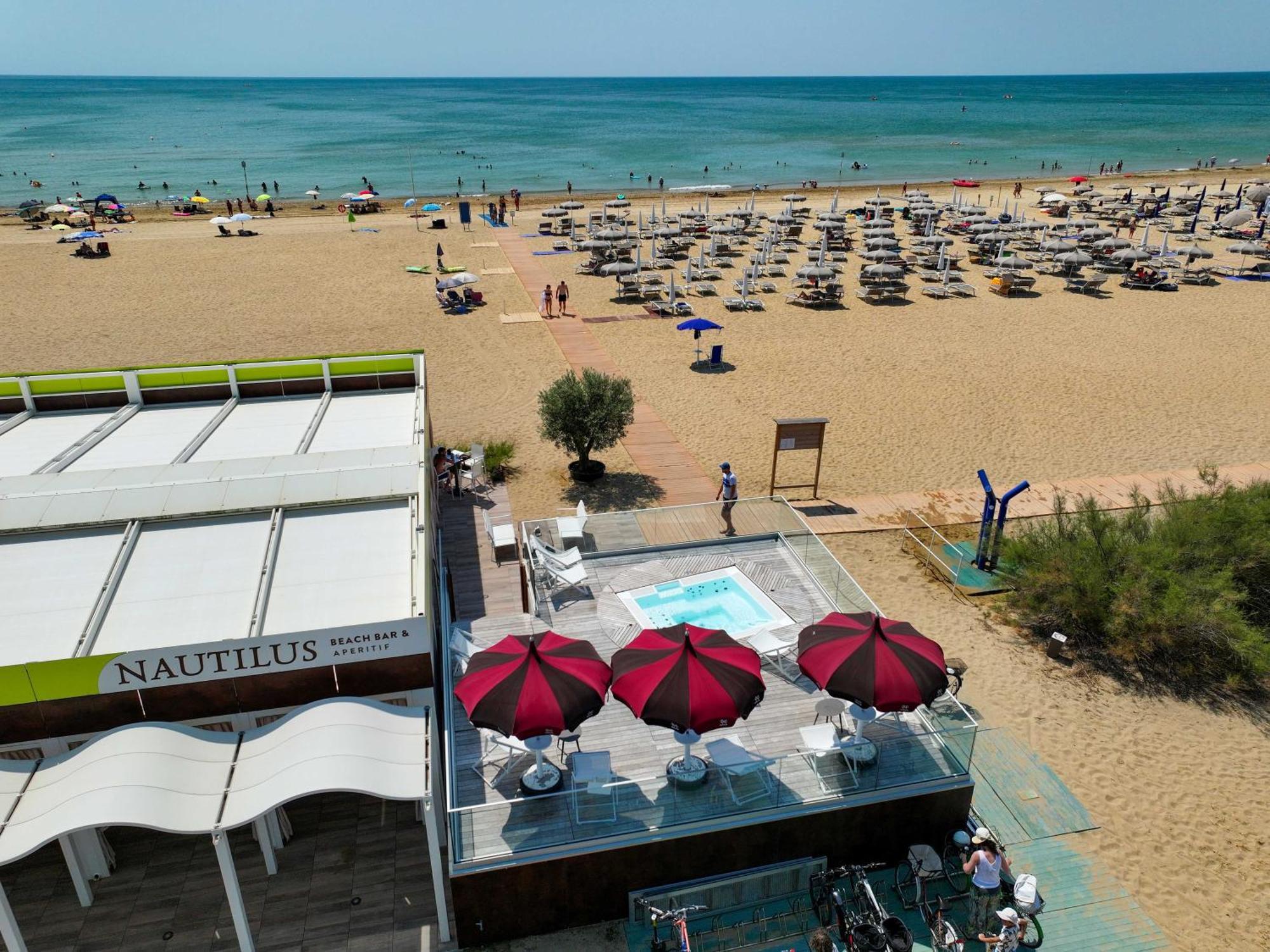 Il Tridente Camping Village Bibione Bagian luar foto