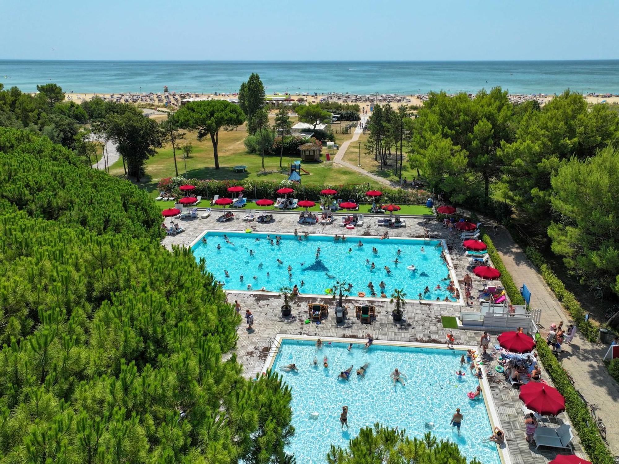 Il Tridente Camping Village Bibione Bagian luar foto